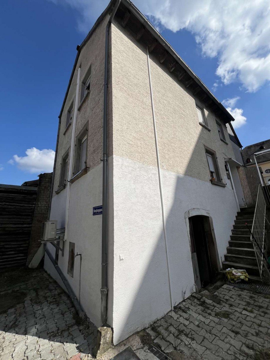 Seitenansicht Hinterhaus Zweifamilienhaus Obermoschel