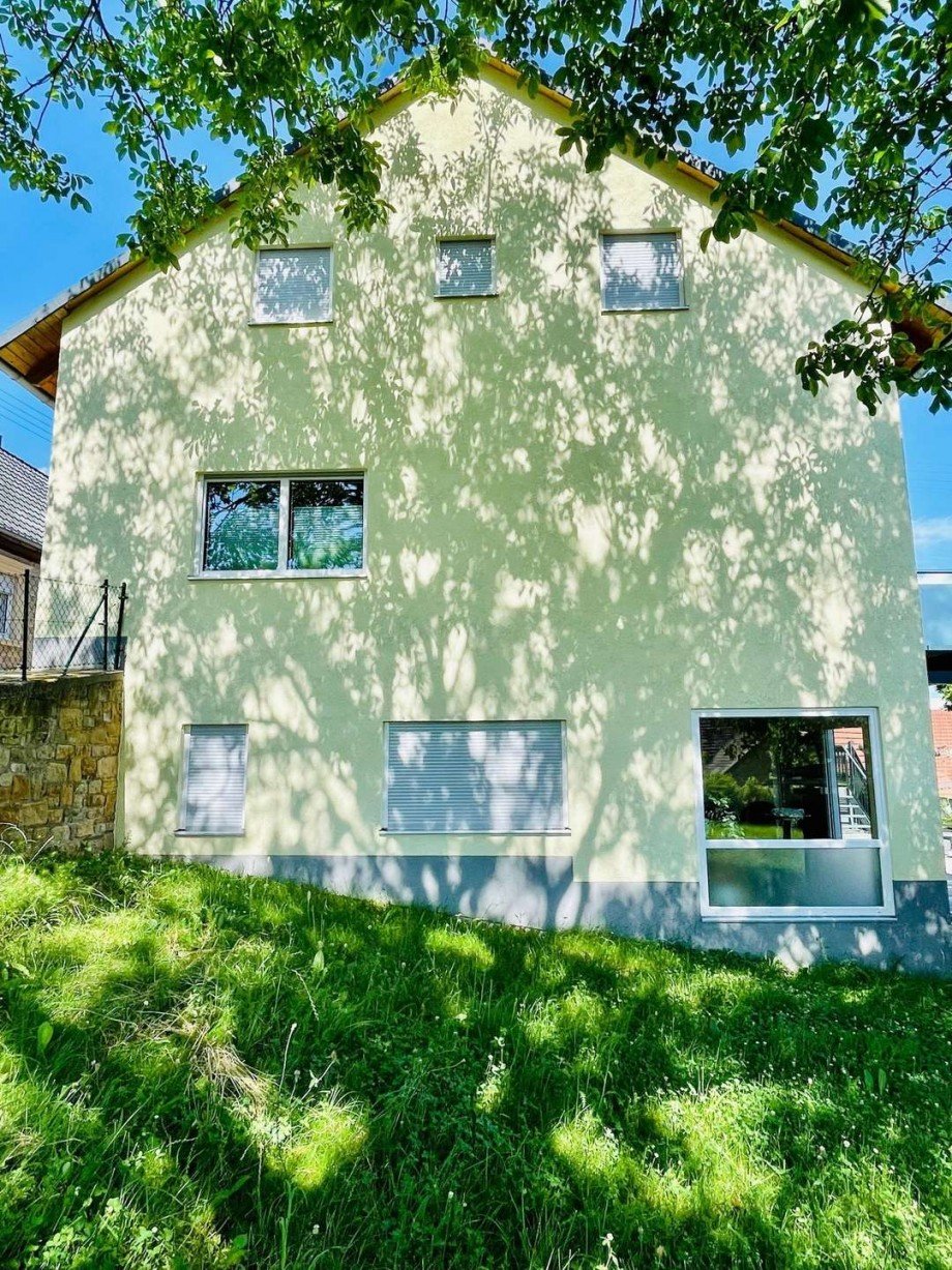 Seitenansicht 2 Einfamilienhaus Becherbach