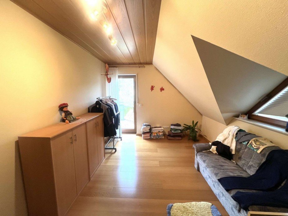 Zimmer 3 DG Einfamilienhaus Obermoschel