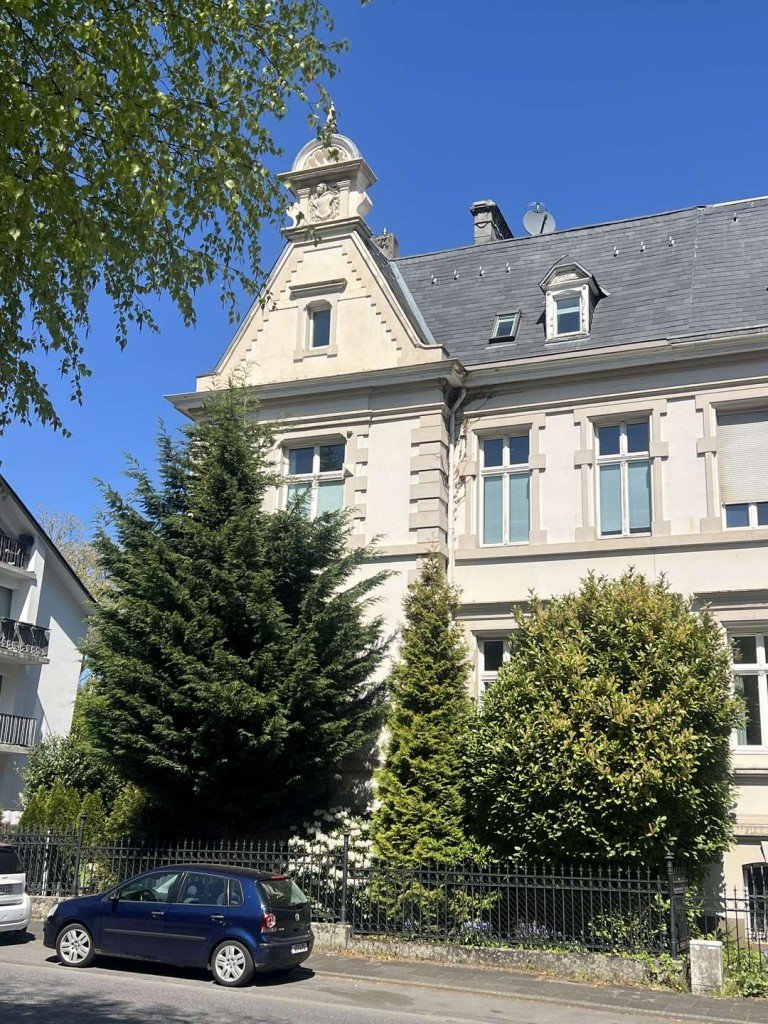 Hausansicht Doppelhaush�lfte Wuppertal B�ro / Praxis Einmalige Gelegenheit! Repr�sentative Villa als Doppelhaush�lfte in Wuppertal zu verkaufen!