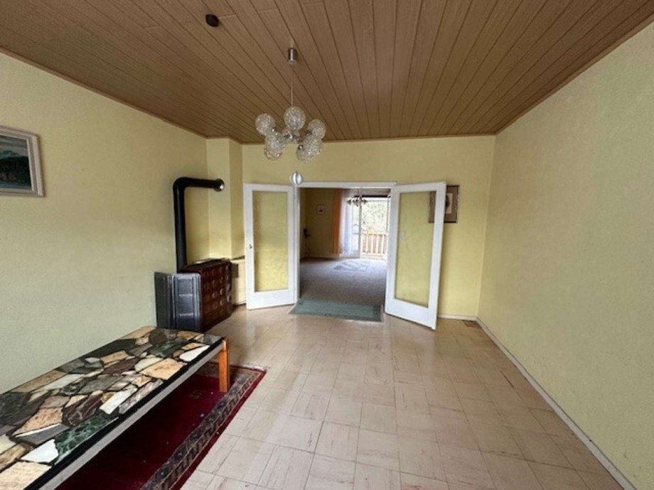 Wohnzimmer 2 mit Esszimmer weitere Ansicht Zweifamilienhaus Reipoltskirchen