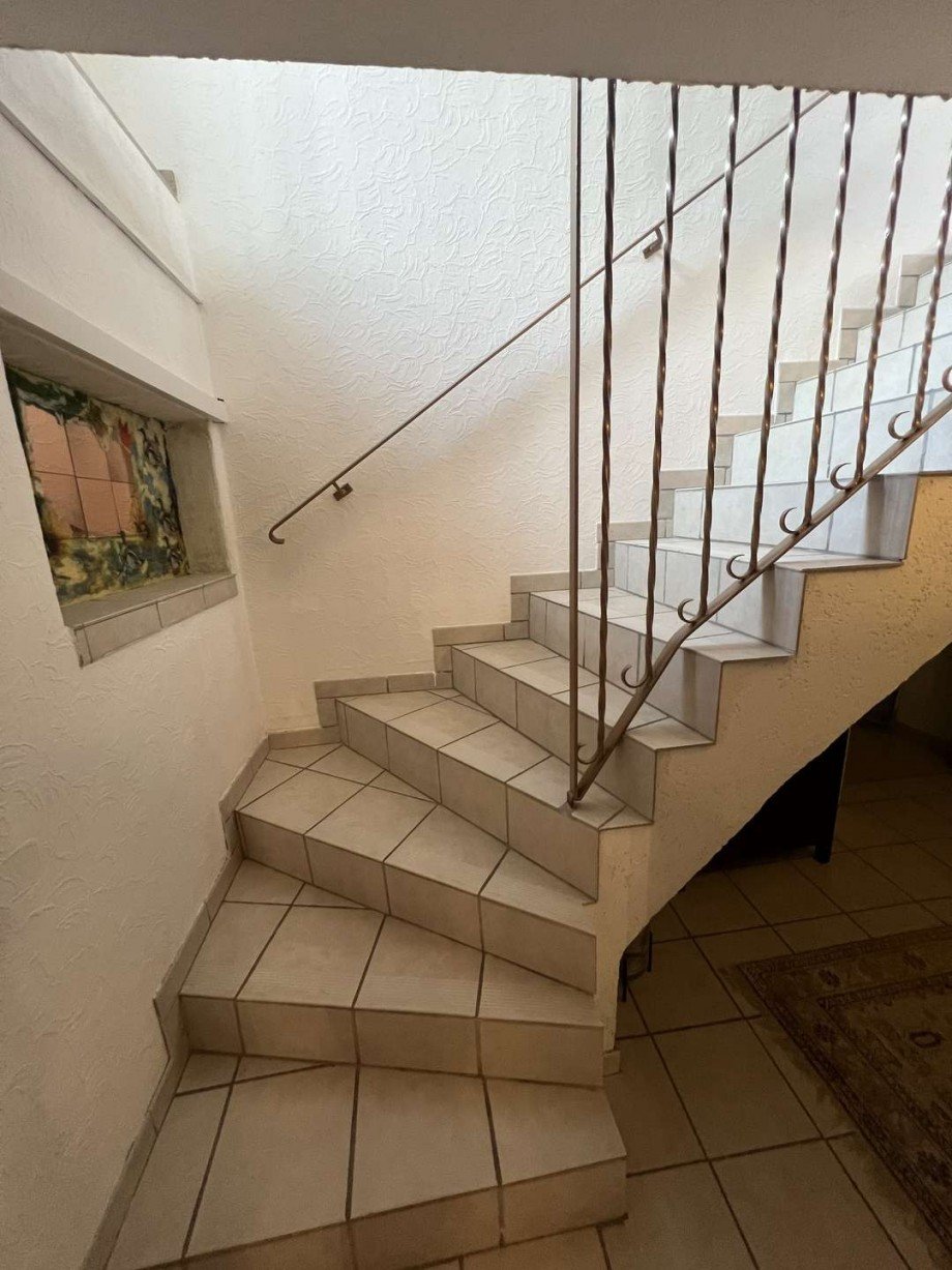 Treppe von UG ins EG Bungalow Bad Sobernheim