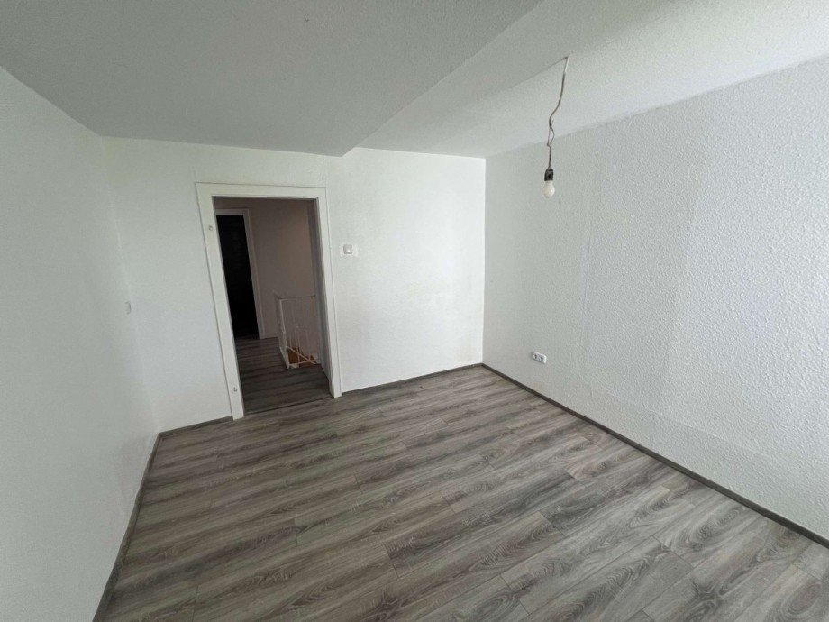 Zimmer 1 OG Einfamilienhaus Lauschied