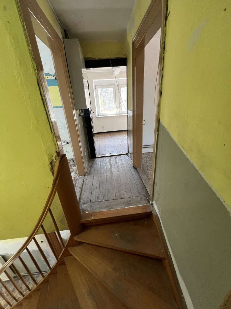 Flur OG Zweifamilienhaus Obermoschel