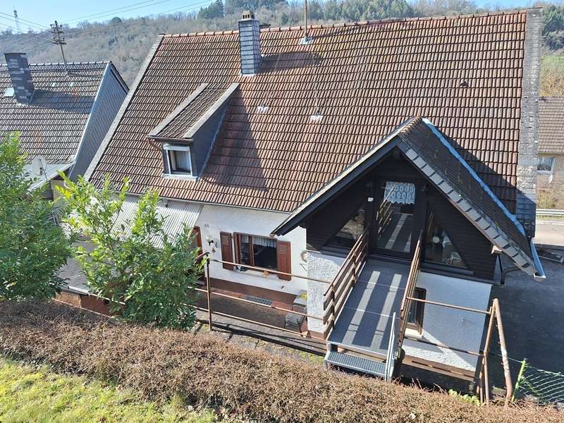 R�ckansicht Einfamilienhaus Monzingen