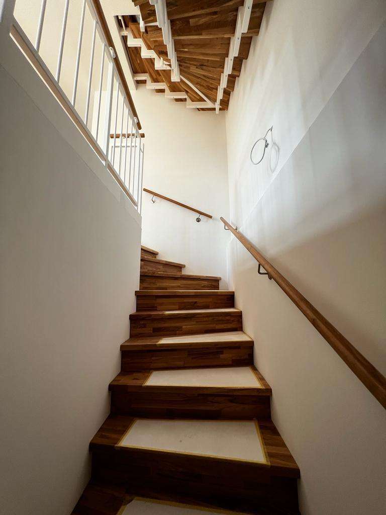 Treppe ins UG Haus Mainz
