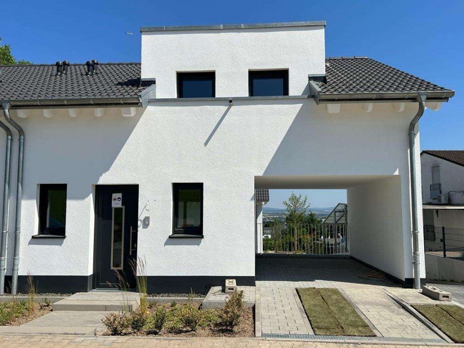 Hausansicht Doppelhaush�lfte Mainz