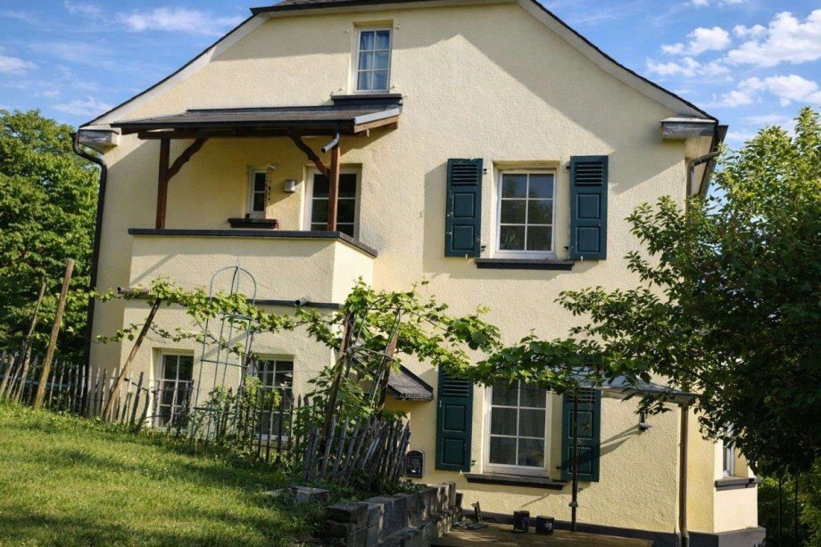 Hausseitenansicht Mehrfamilienhaus Kirn