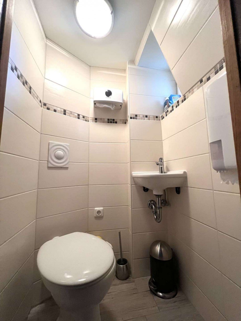 Mitarbeitertoilette B�ro / Praxis Bad Sobernheim