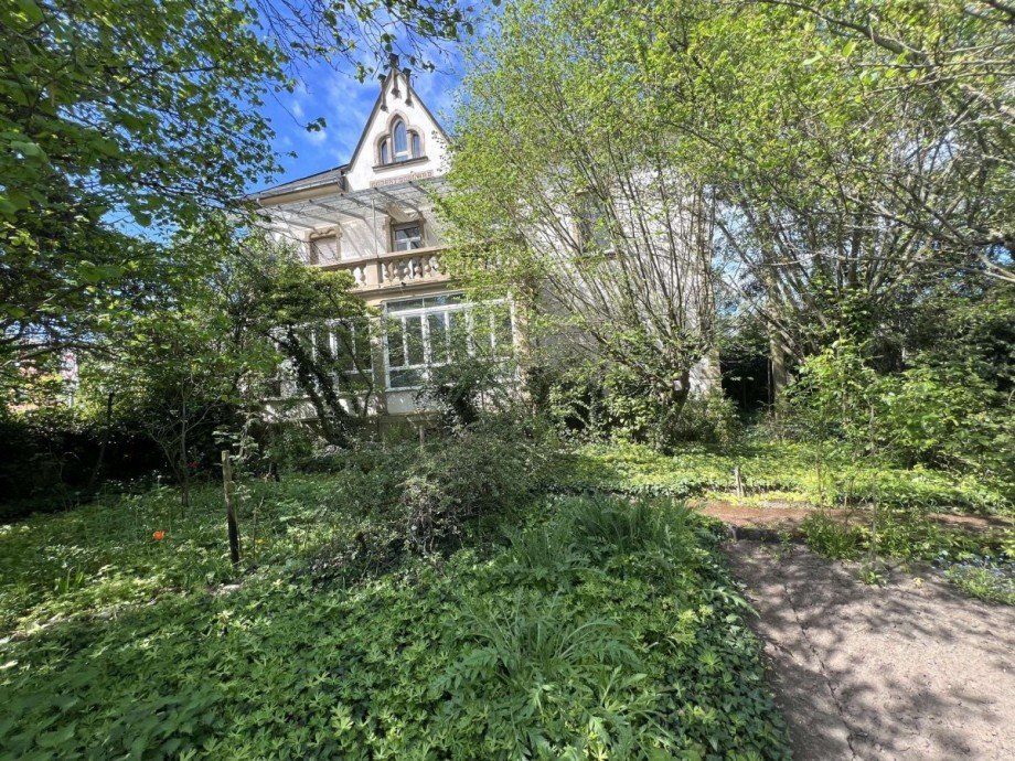 R�ckansicht mit Garten B�ro / Praxis Bad Sobernheim