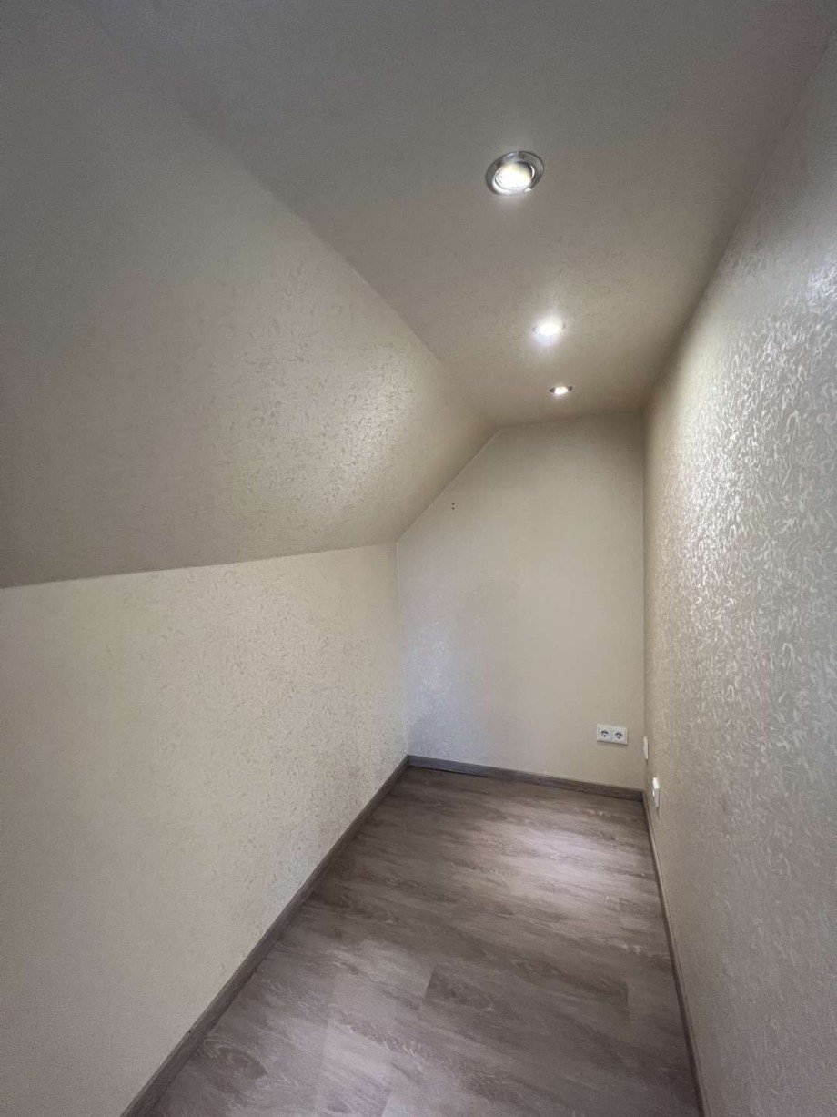 Ankleide Zimmer 2 DG Einfamilienhaus Wiesbaden