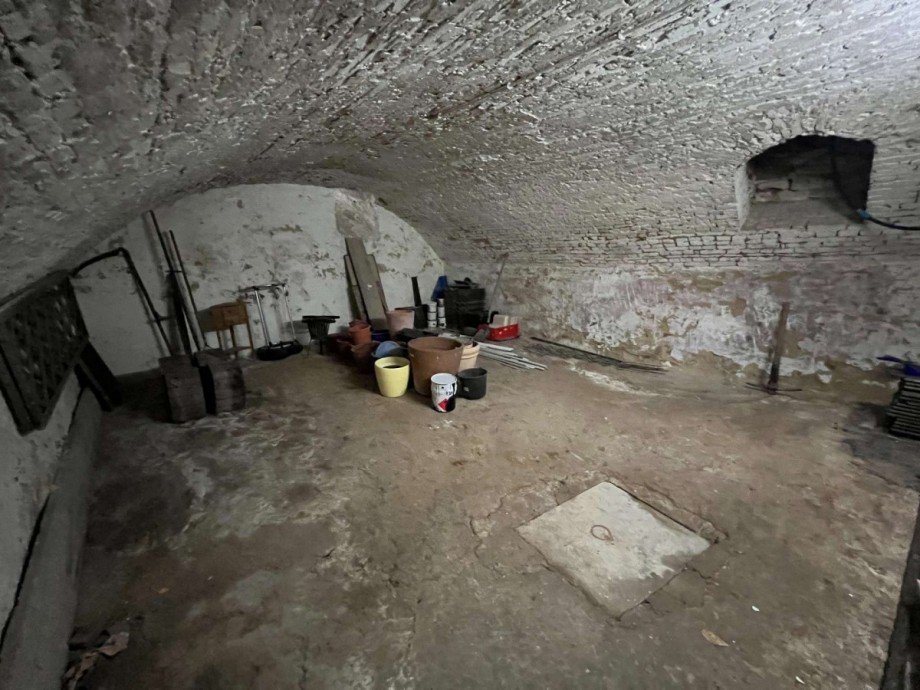 Keller Haus 1 Haus H�ffelsheim