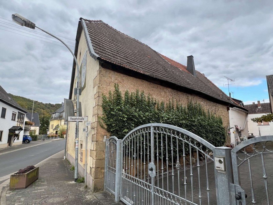 R�ckansicht Nebengeb�ude Renditeobjekt Breitenheim