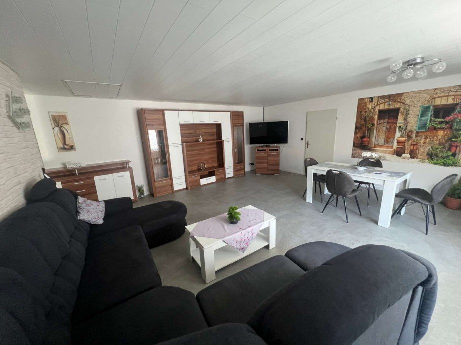 Wohnzimmer OG Hinterhaus Mehrfamilienhaus Bad Sobernheim