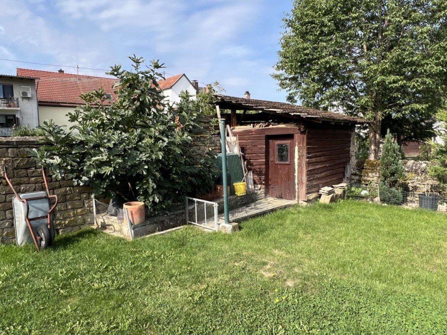 Holzschuppen in Garten Haus Staudernheim