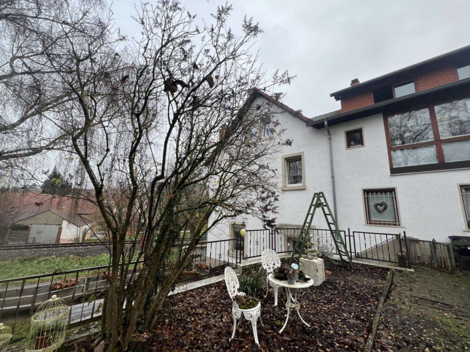 Seitenansicht Vorderhaus Mehrfamilienhaus Lauterecken