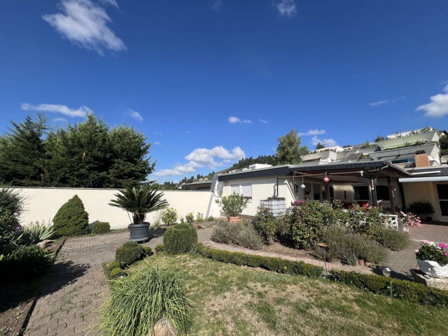 R�ckansicht Bungalow Bad Sobernheim