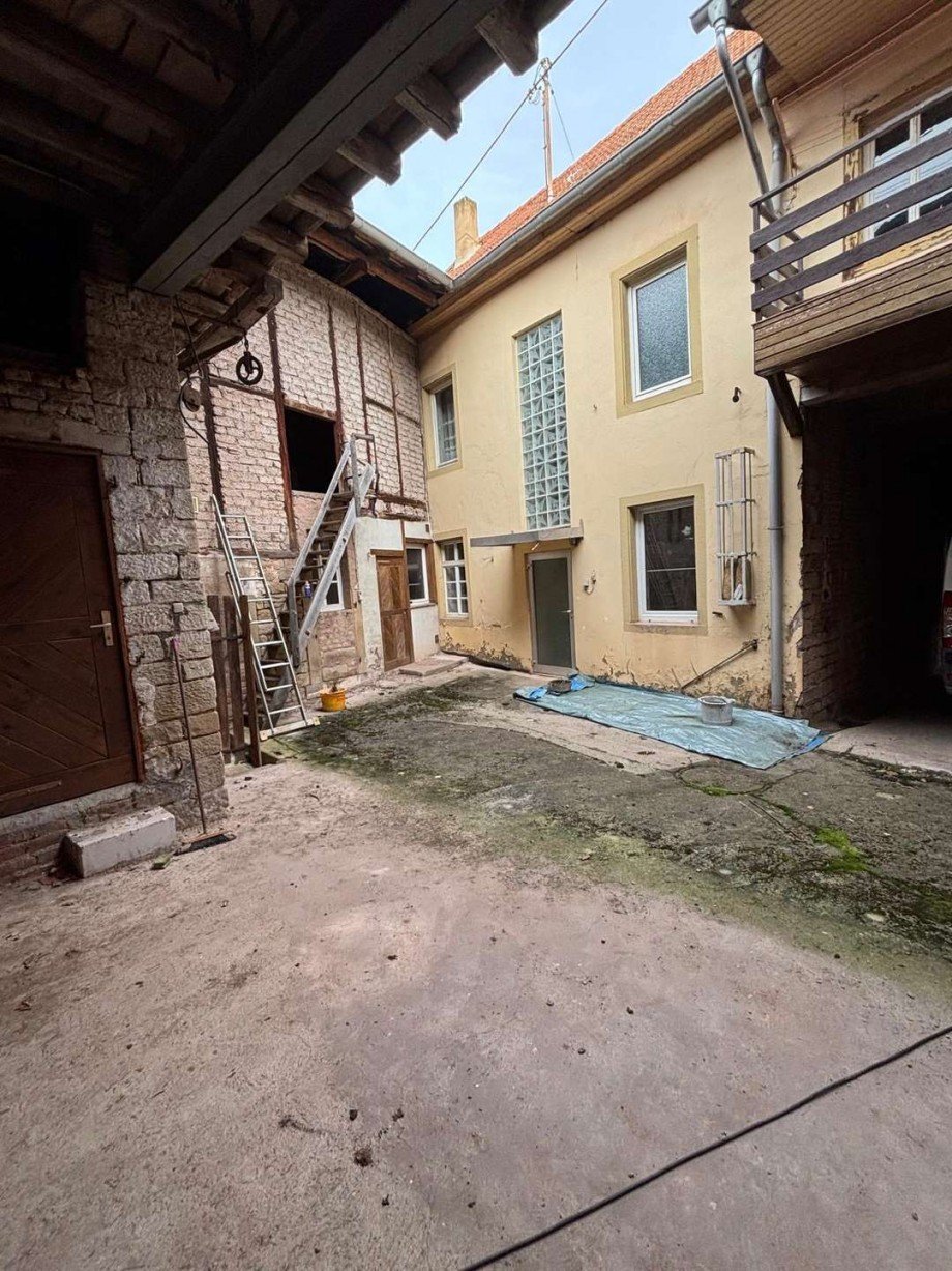 Innenhof Einfamilienhaus Meddersheim