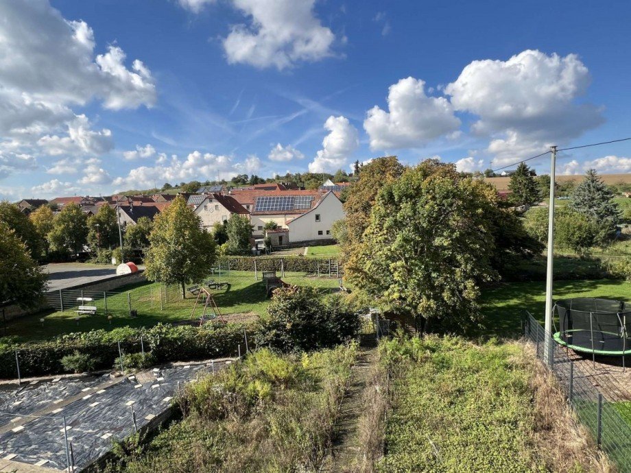 Sicht von Dachterrasse Mehrfamilienhaus Becherbach