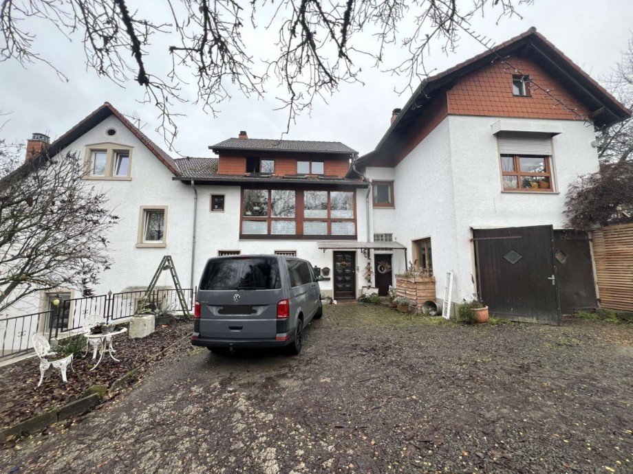 Seitenansicht beider H�user Mehrfamilienhaus Lauterecken
