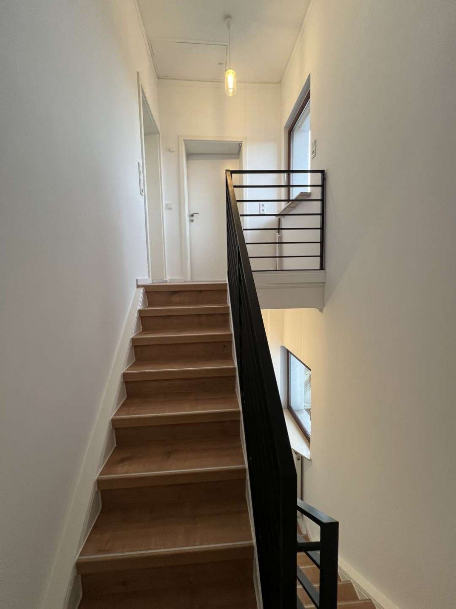 Treppe ins DG Haus Wiesbaden