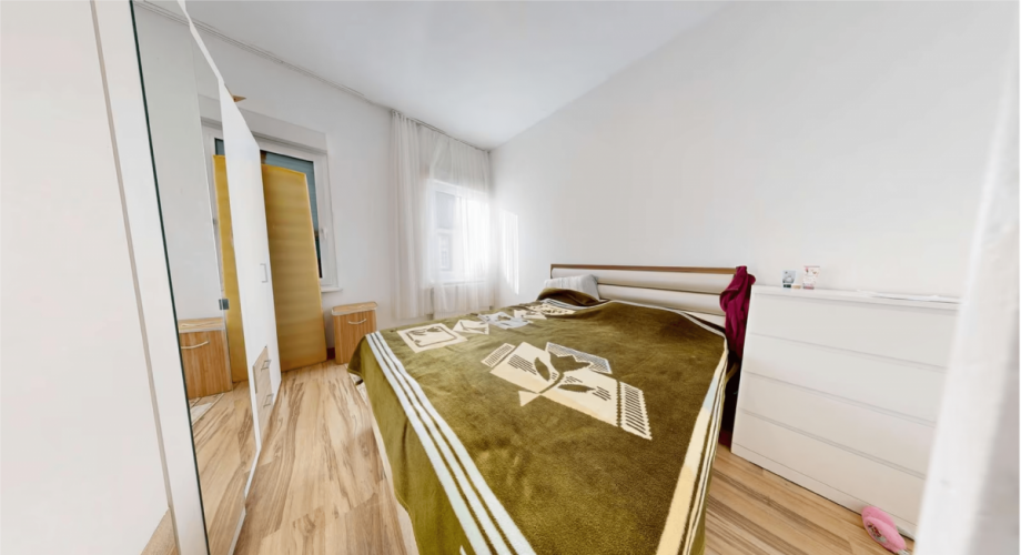 OG links Schlafzimmer Mehrfamilienhaus Bad Kreuznach-Winzenheim