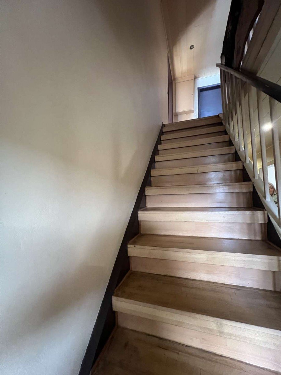 Treppe EG zum OG Halle / Lager / Produktion Duchroth