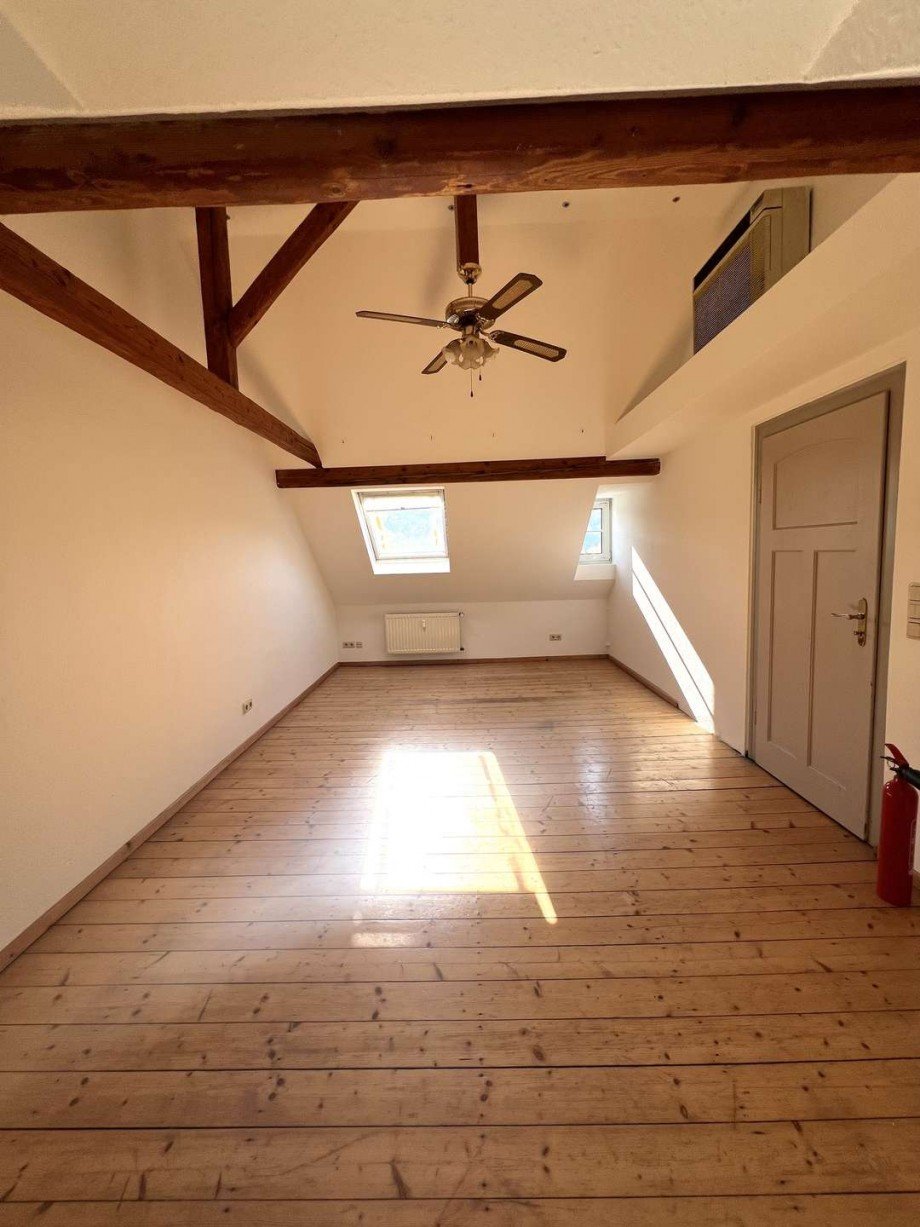 Wohnung DG Wohnen/Essen Mehrfamilienhaus Kirn