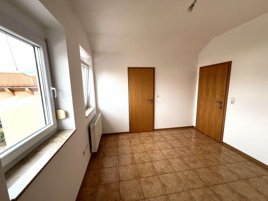 Schlafzimmer 2 DG Doppelhaush�lfte Monzingen