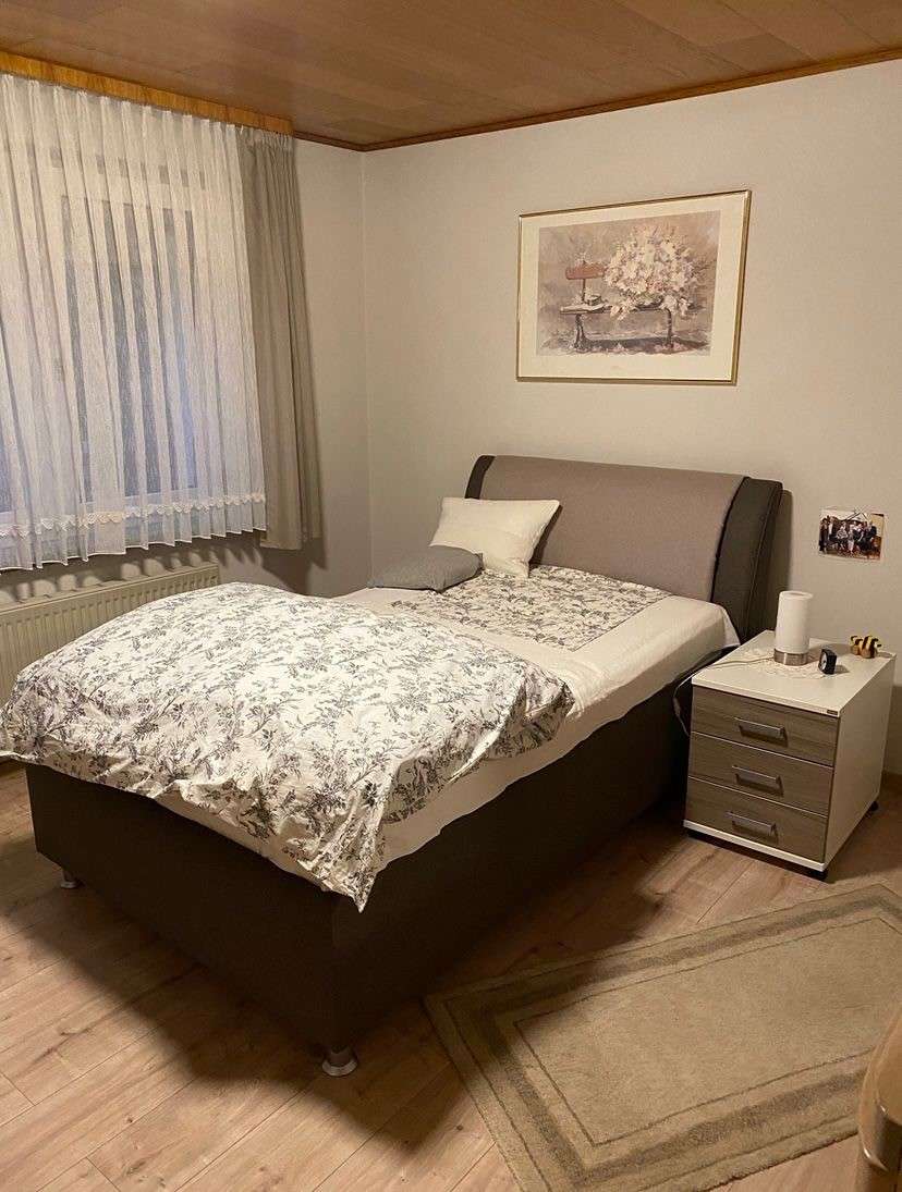 Schlafzimmer Zweifamilienhaus Boos