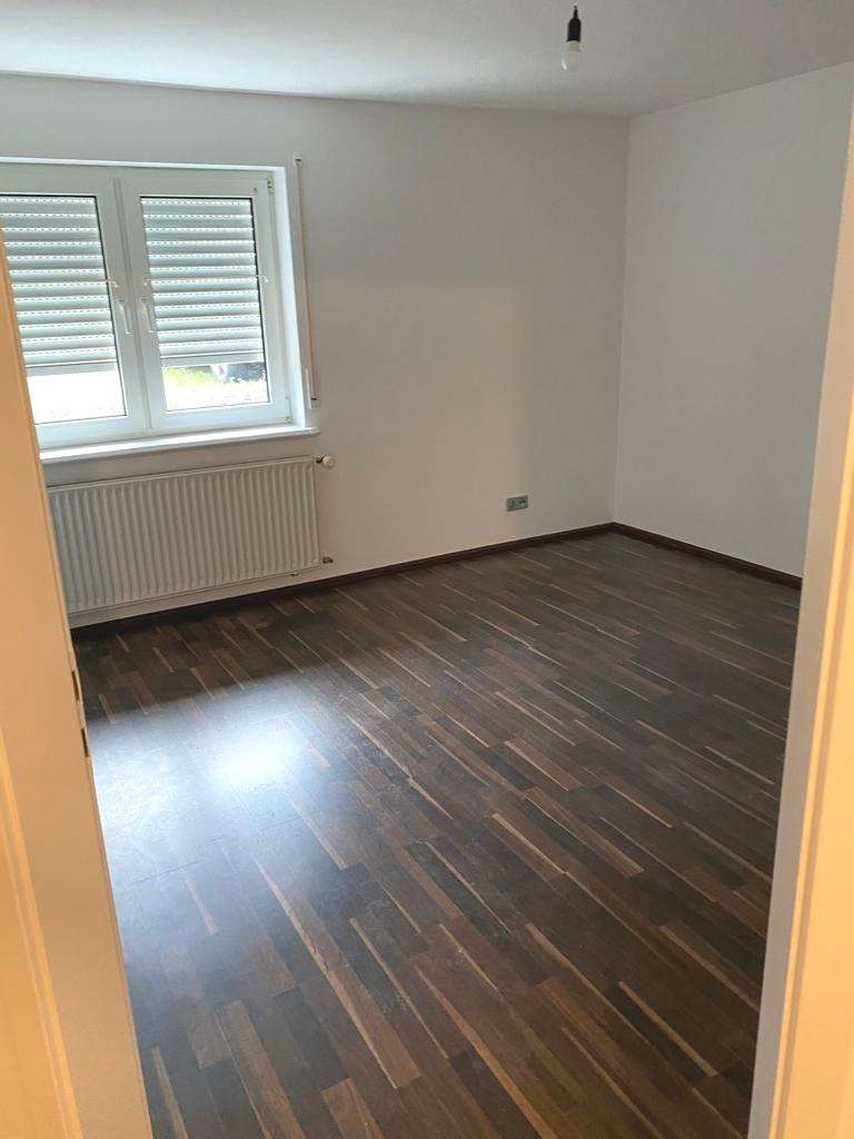 Elternschlafzimmer Souterrainwohnung Hackenheim