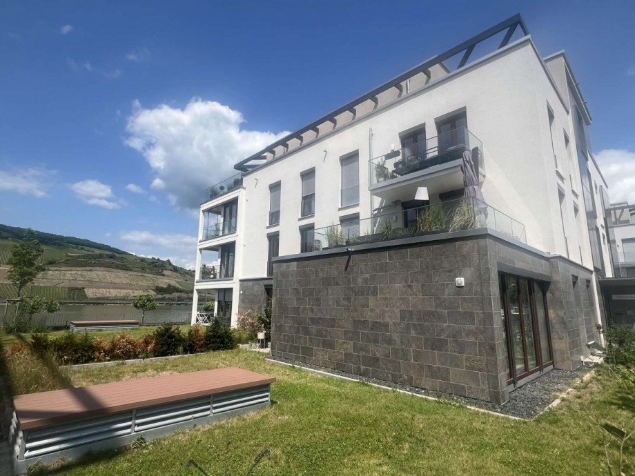 Seitenansicht 1 Erdgeschosswohnung Bingen