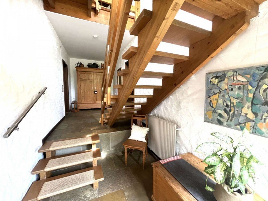 Treppenhaus EG Einfamilienhaus Tiefenbach