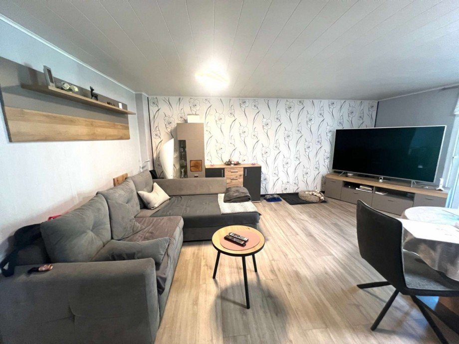 Wohnzimmer EG Hinterhaus Mehrfamilienhaus Bad Sobernheim