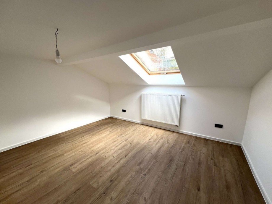 Schlafen 2 DG Dachgeschosswohnung Nu�baum