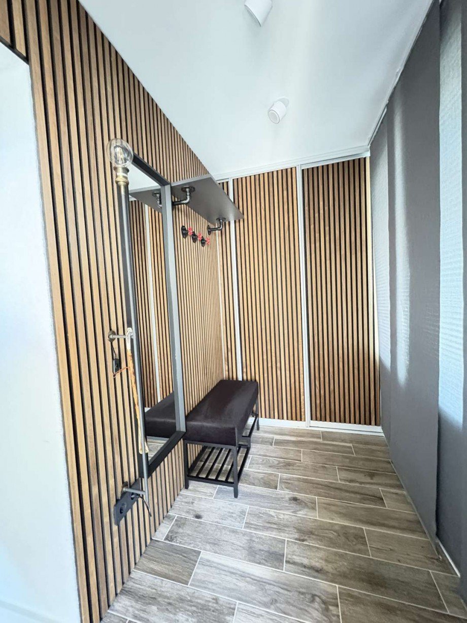 Flur Gardarobe Erdgeschosswohnung Nu�baum