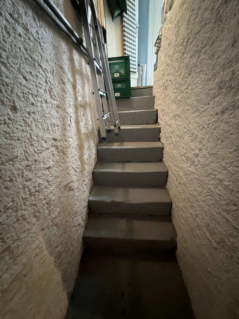 Treppe zum Gew�lbekeller Renditeobjekt Bad Sobernheim