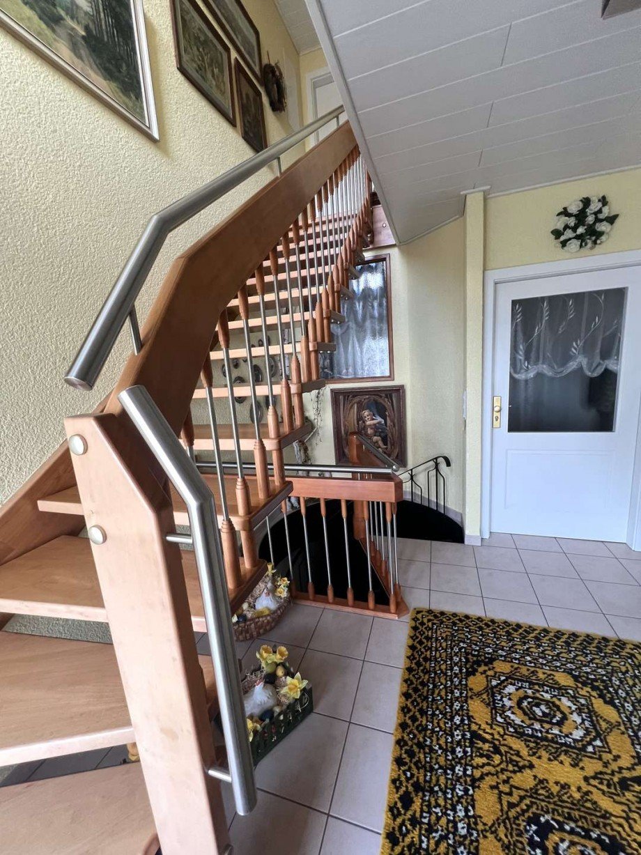 Treppenhaus Zweifamilienhaus Meddersheim