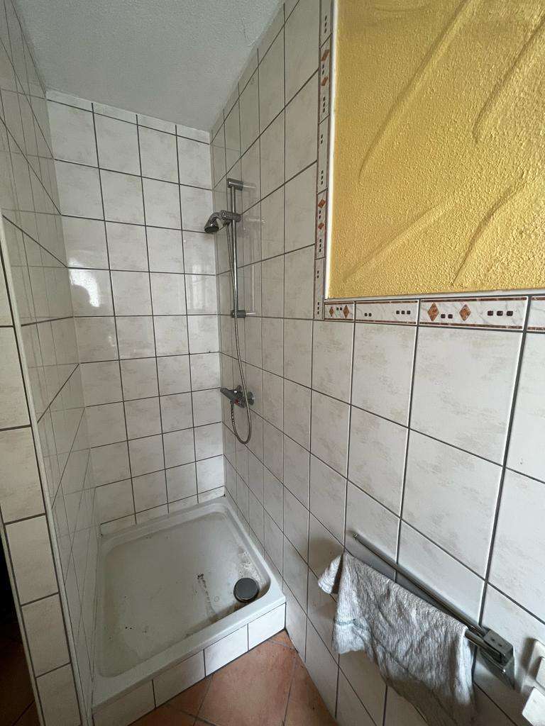 Dusche Wohnung im OG Zweifamilienhaus Rockenhausen