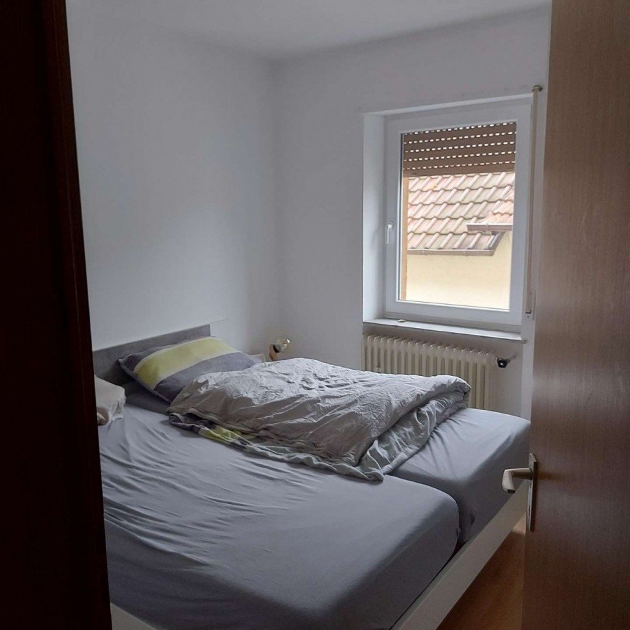 Zimmer OG Zweifamilienhaus Hallgarten