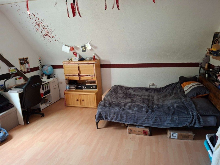 Zimmer 1 DG Einfamilienhaus Schmidthachenbach