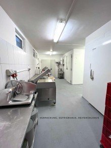 Produktion mit zwei K�hlh�user Ladenlokal/Snack- oder Delikatessenlounge in Bad Sobernheim zu vermieten.