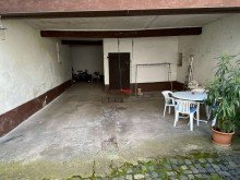 Garage Preisreduzierung! Bauernhaus und idyllischem Innenhof, Scheune und Nebengeb�uden