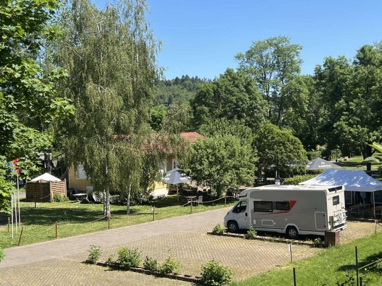Nohfels-Park Bad Sobernheim Gastronomie Top-Gelegenheit! Liebevolles Restaurant mit Minigolfplatz und Wohnmobilstellpl�tzen zu verpachten!