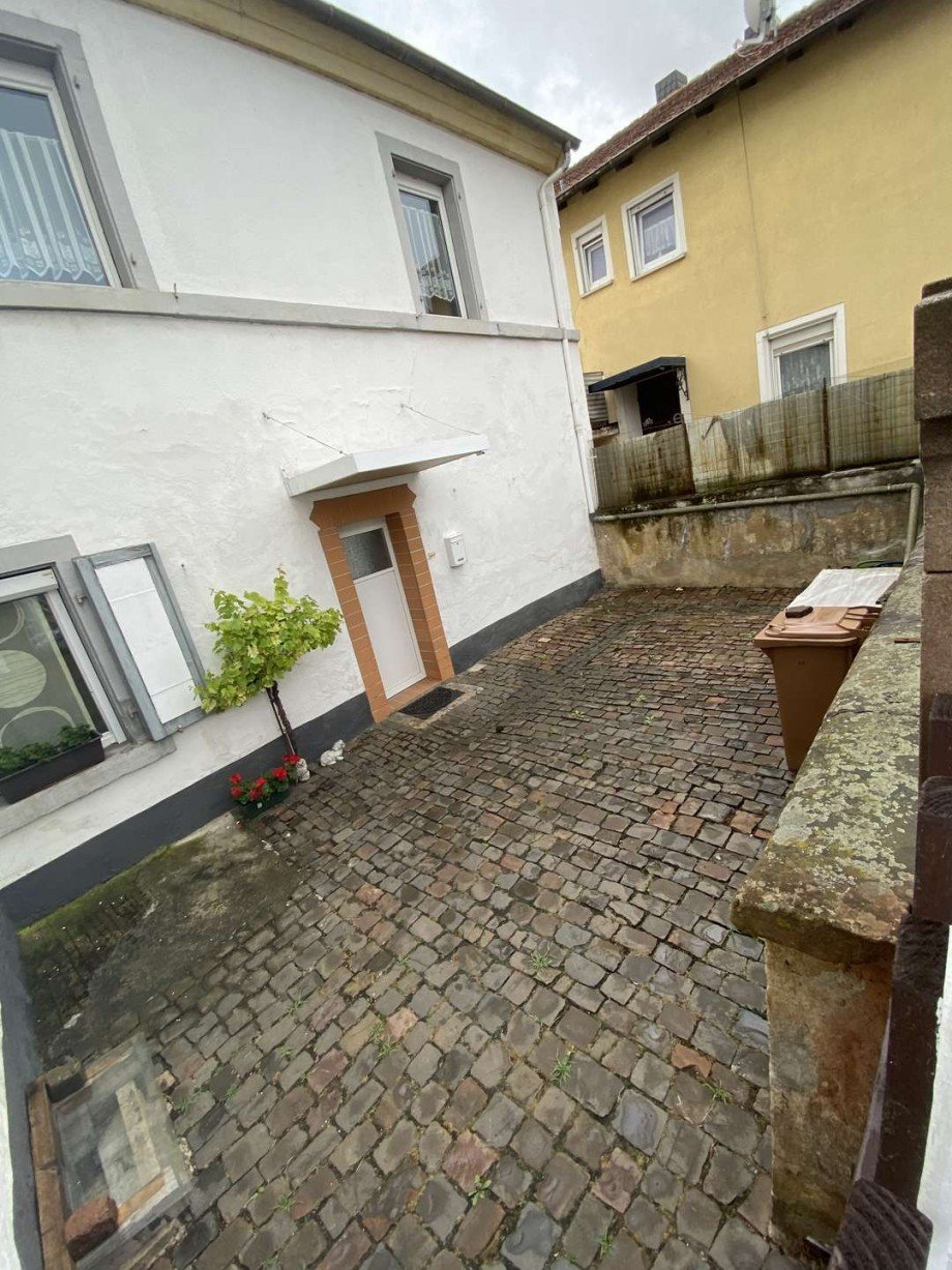 Kleiner Hof Mehrfamilienhaus Obermoschel