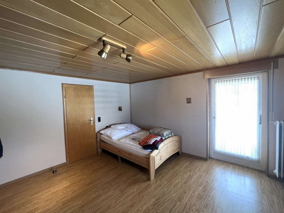 Schlafzimmer 1 OG Einfamilienhaus Meisenheim