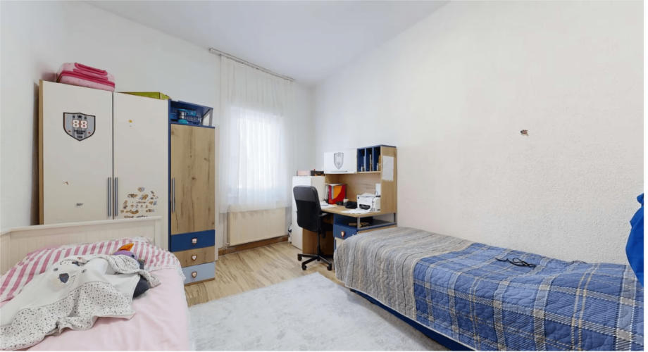 1 Stock Kinderzimmer Mehrfamilienhaus Bad Kreuznach-Winzenheim