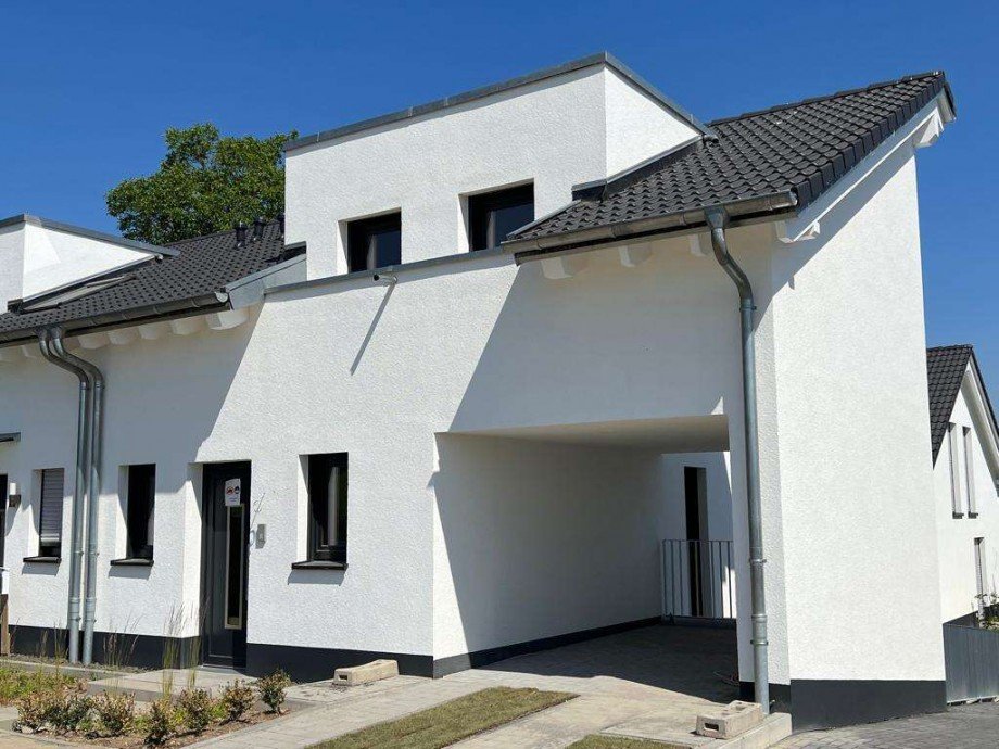 Hausansicht Doppelhaush�lfte Mainz