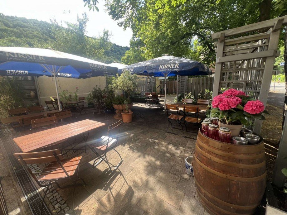 Aussenterrasse Renditeobjekt Martinstein