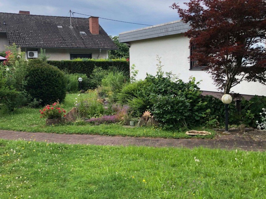 Seitenansicht Haus Richtung Garten Haus Bad Sobernheim